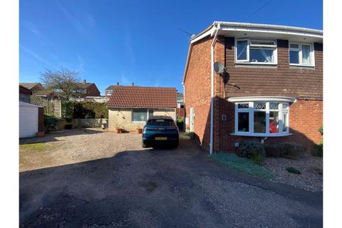 3 bedroom semi-detached house for sale, Stoneydale Close, Swadlincote, DE11