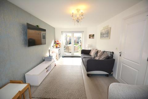 3 bedroom semi-detached house for sale, Brambles Close, Minster