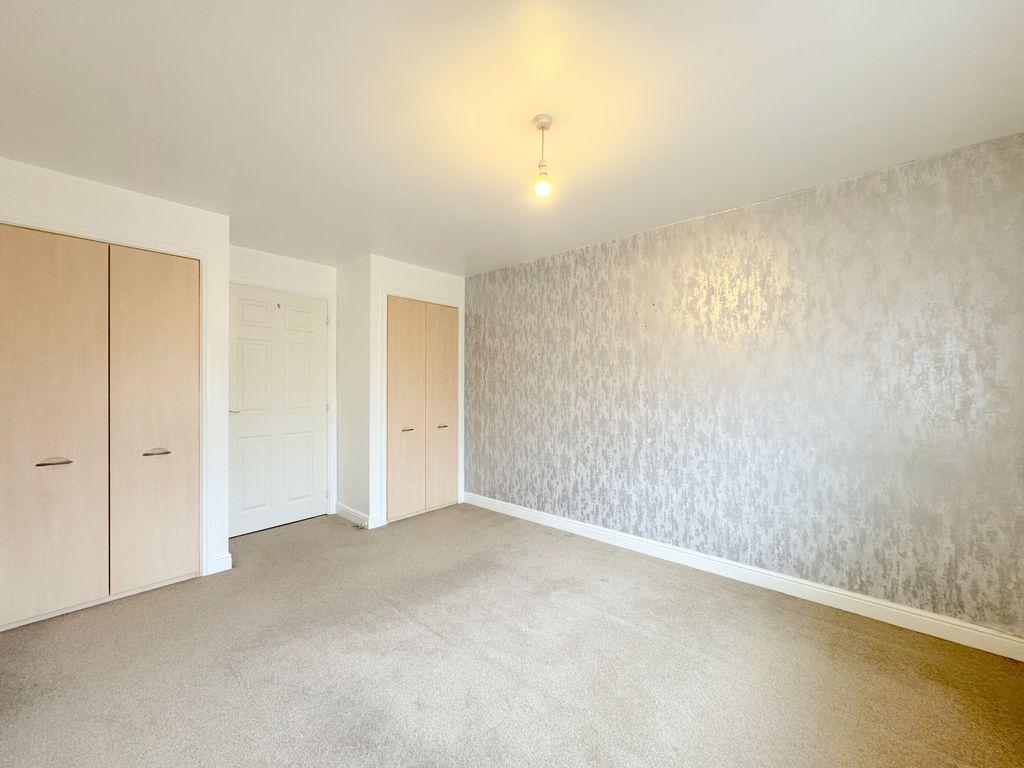 Roper close