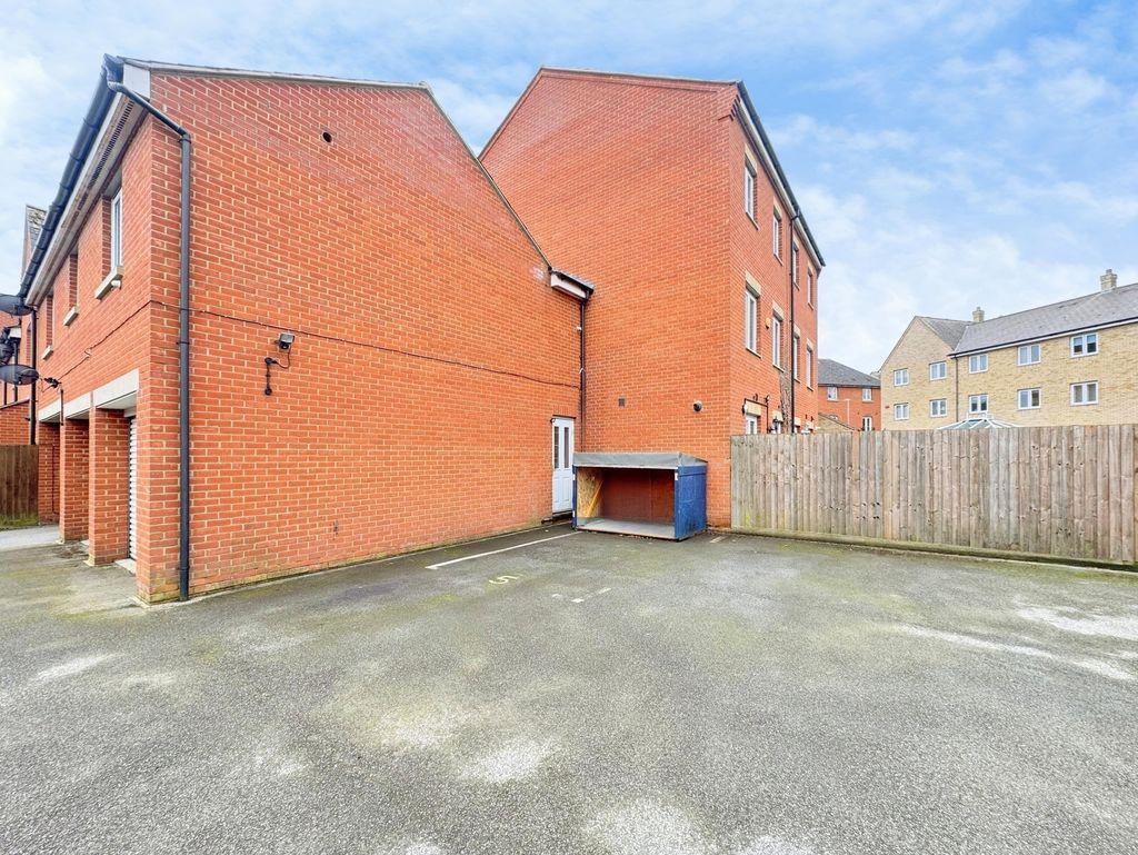 Roper close