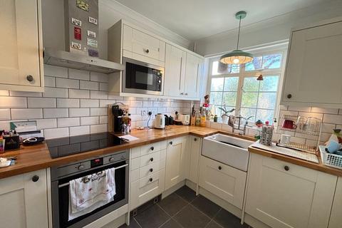 undefined, Peaches Close, Sutton