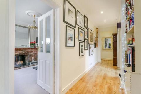 4 bedroom property for sale, Georges Wood Road, Brookmans Park AL9