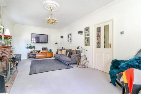 4 bedroom property for sale, Georges Wood Road, Brookmans Park AL9