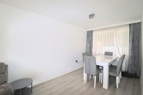 undefined, Temple Close, Far Bletchley, Milton Keynes