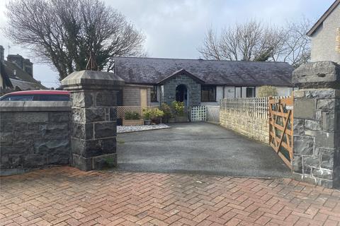 2 bedroom bungalow for sale, Bethel Close, Llanfairfechan, Conwy, LL33