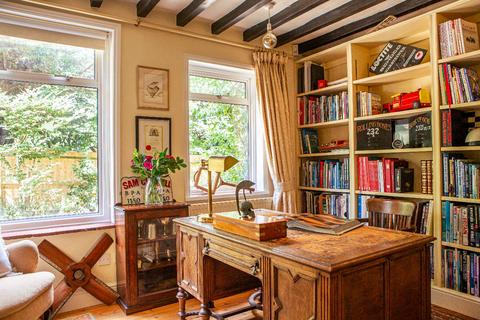 5 bedroom detached house for sale, Tunbridge Wells Road, Mayfield