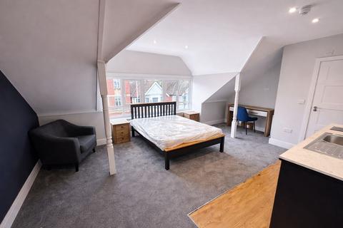 1 bedroom house of multiple occupation to rent, Ashley Road, Poole