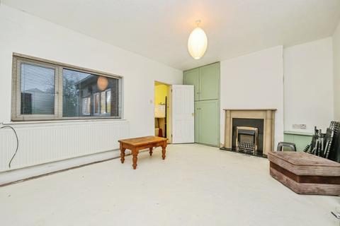 2 bedroom end of terrace house for sale, Lynncroft, Nottingham, NG16