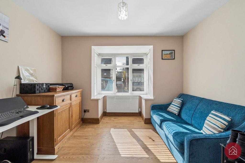 Bedroom/Office