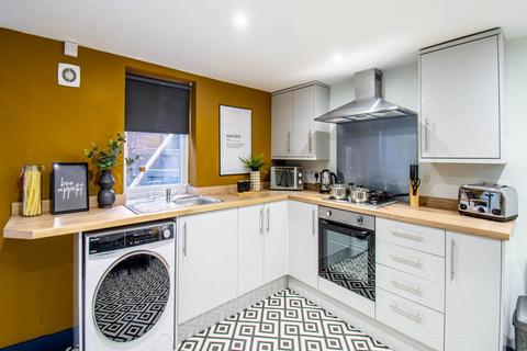 undefined, Ecclesburn Street (Room 2), West Yorkshire LS9