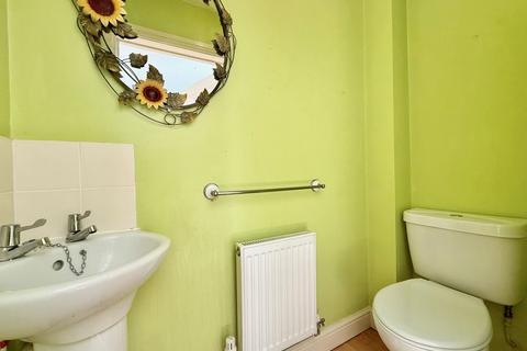 2 bedroom semi-detached house for sale, Great Close, South Witham NG33
