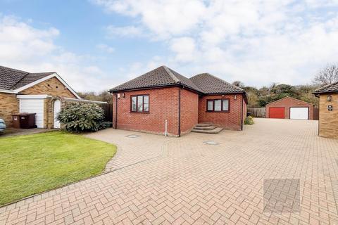 3 bedroom detached bungalow for sale, Texel Way, Norwich NR11