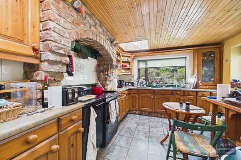 4 bedroom semi-detached house for sale, Crank Road, Billinge