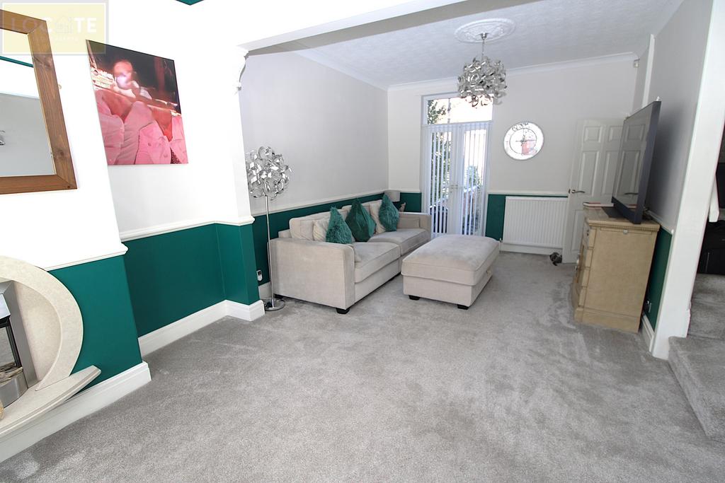 House in Trafford, Davyhulme - More