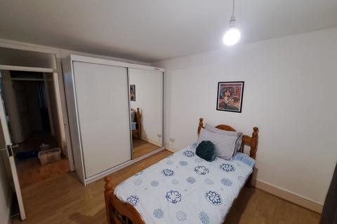 undefined, Fakruddin Street, London E1