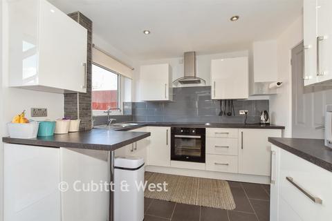 3 bedroom terraced house for sale, Chantrey Road, Crawley, West Sussex