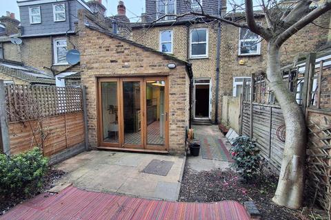 3 bedroom terraced house to rent, Fearon Street, Greenwich, London, SE10 0RS