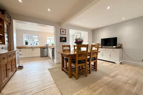 3 bedroom house for sale, Blows Road, Dunstable, Bedfordshire, LU5 4DB