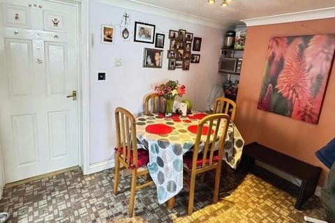 2 bedroom end of terrace house for sale, Lime Street, Sutton Bridge, Spalding, Lincolnshire, PE12 9UL