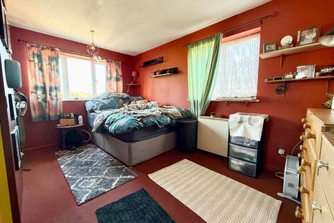 undefined, Sorrell Close, Barton Hills, Luton, Bedfordshire, LU3 4AE