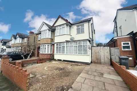 undefined, Cranleigh Gardens, New Bedford Road Area, Luton, Bedfordshire, LU3 1LT