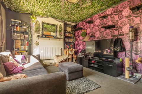 3 bedroom terraced house for sale, Broxtowe Lane, Nottingham NG8