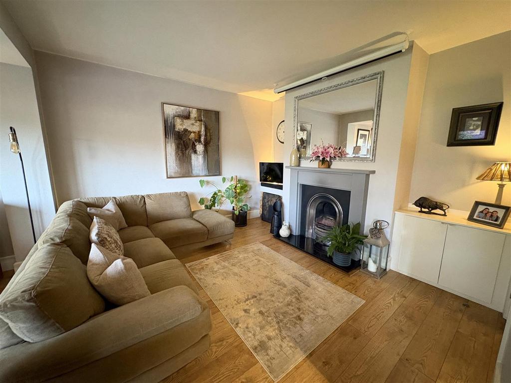 Garden Room/Dining Area