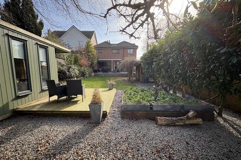 4 bedroom detached house for sale, Coniscliffe Road, Darlington
