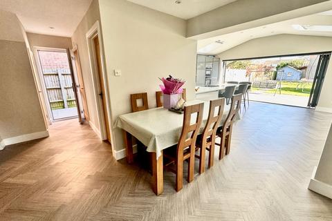 3 bedroom detached house for sale, Crete Road, Dibden Purlieu, SO45