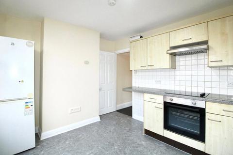 4 bedroom detached house to rent, Alton Road, Croydon, CR0