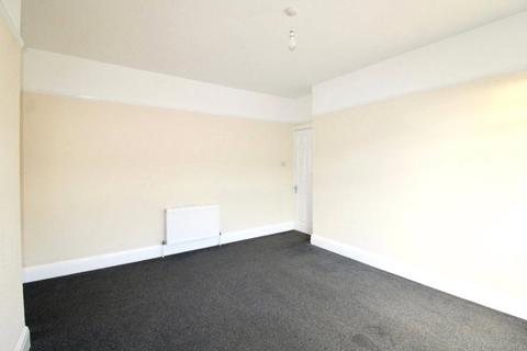 4 bedroom detached house to rent, Alton Road, Croydon, CR0