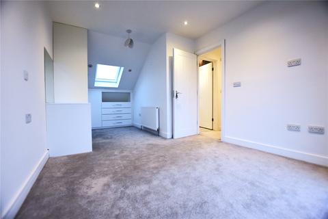 undefined, Oaklands Avenue, Thornton Heath, CR7