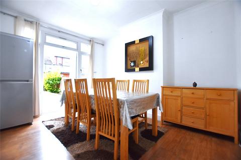 5 bedroom semi-detached house to rent, Oaklands Avenue, Thornton Heath, CR7