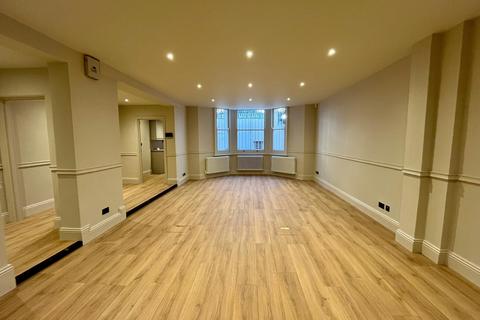 Office to rent, 27 Emperors Gate London SW7 4HS