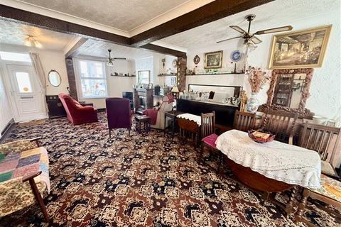 2 bedroom terraced house for sale, London Street, Worthing, West Sussex, BN11 4EL