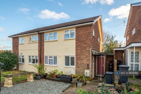 undefined, Saffron Close, Hoddesdon, EN11