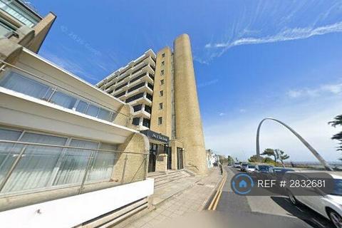 2 bedroom flat to rent, The Leas, Folkestone, CT20