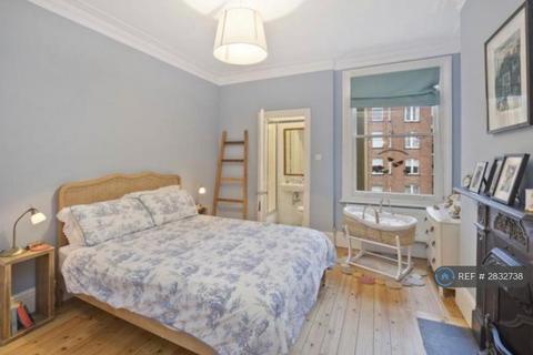 3 bedroom flat to rent, Lyncroft Mansions, London, NW6