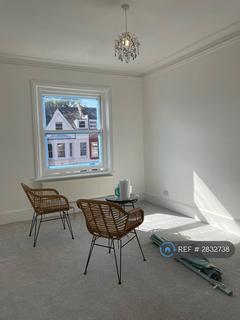 3 bedroom flat to rent, Lyncroft Mansions, London, NW6