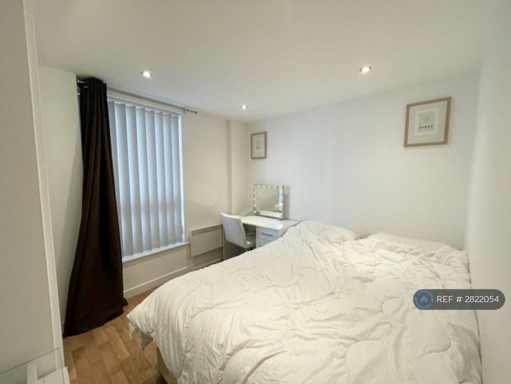 2nd Bedroom With Gas Lift Storage Bed