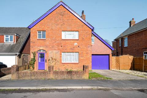 undefined, Queens Road, Alton, GU34