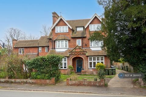 undefined, Lower Edgeborough Road, Guildford, GU1