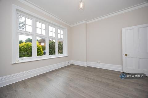 undefined, Lower Edgeborough Road, Guildford, GU1