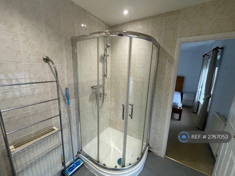 Large Shower