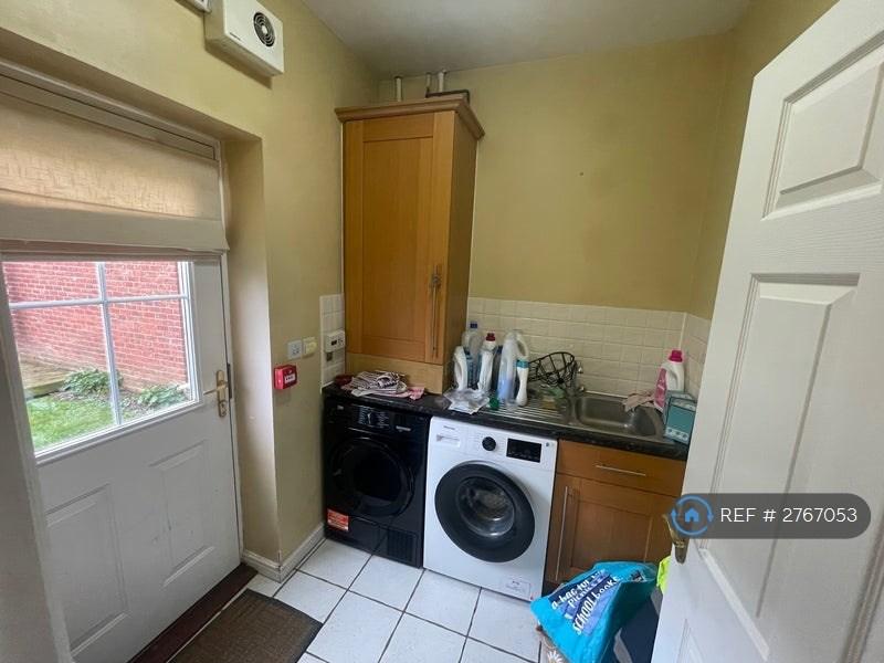 Washing Machine &amp; Tumble Dryer