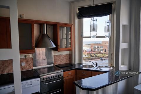 2 bedroom flat to rent, St. Aubyns, Hove, BN3