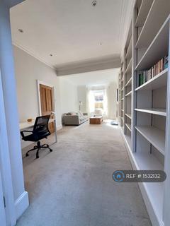 undefined, Chivalry Road, London, SW11