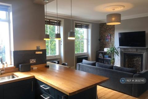 undefined, Copthall Gardens, Twickenham, TW1