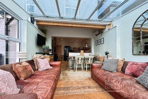3 bedroom detached house for sale, Clarence Road, Newport, Isle of Wight