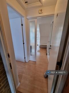 undefined, Pursewardens Close, London, W13